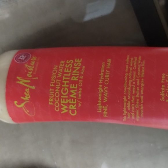 Shea Moisture - Picture 1 of 2
